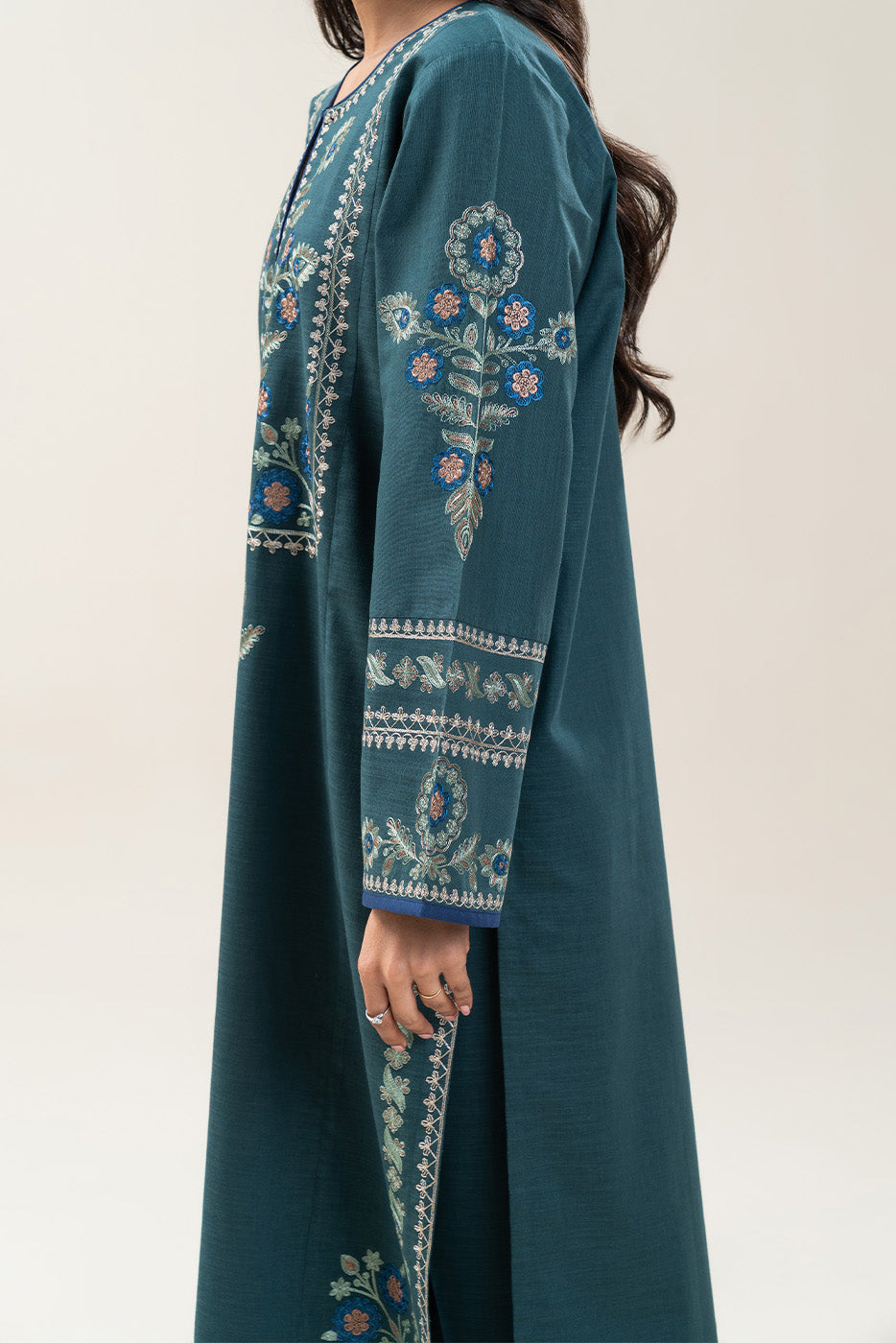 3 PIECE EMBROIDERED SLUB KHADDAR SUIT (PRET)BT2250001PR0058-TEAL-2000000293764-8
