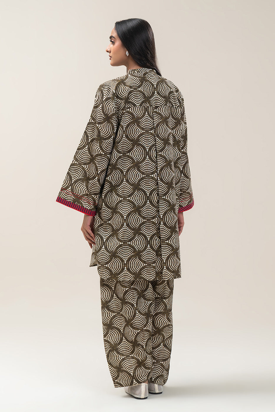 2 PIECE PRINTED KHADDAR SUIT (PRET)BT2250002DP2052-MULTI-2000000294559-8