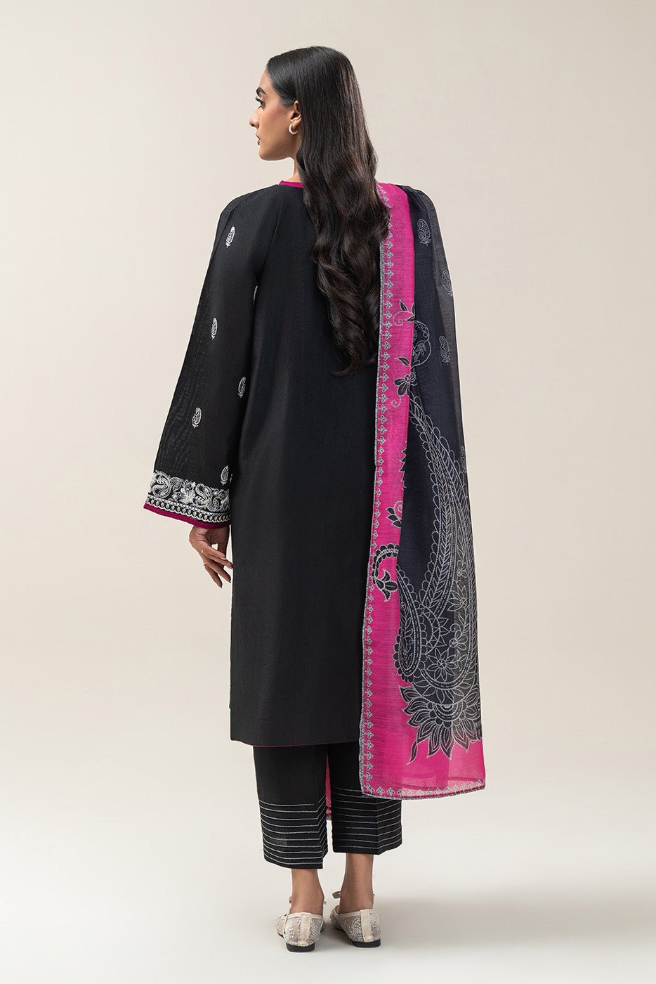 3 PIECE EMBROIDERED TWO TONE SUIT (PRET)BT2250002PR0174-BLACK-2000000293214-8
