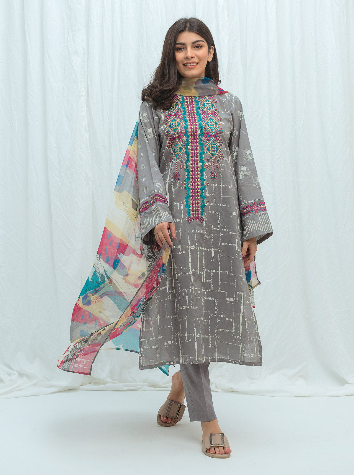 SS24DD-2473 GREEN DUPATTA
