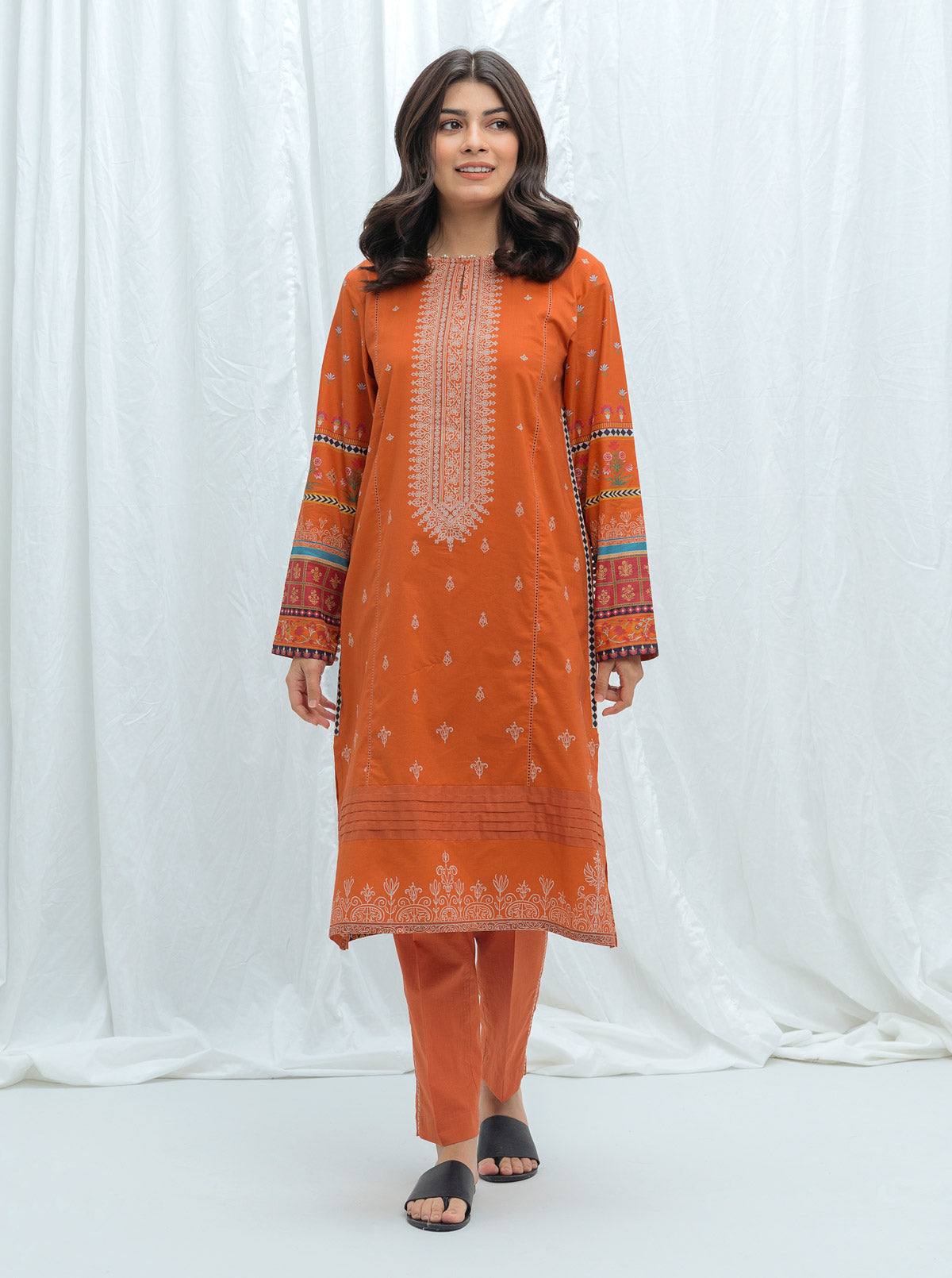 Majestic Marigold-Printed-1P (Unstitched)