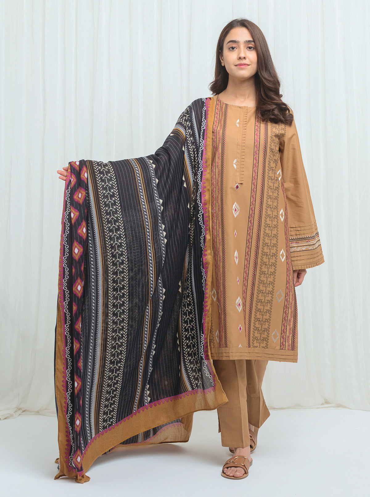Warm Taupe With Printed Shawl-3P