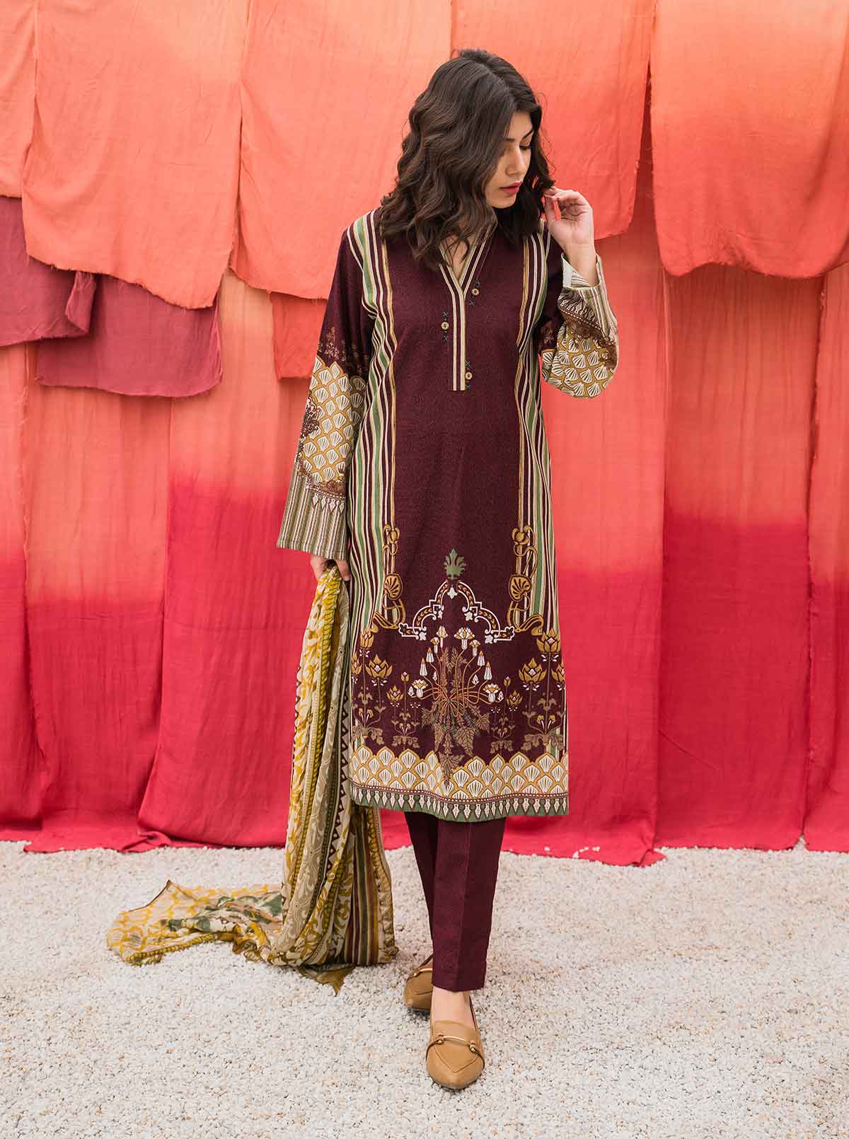 SS24DA-2417 OFF WHITE 2PCS EMBROIDERED KURTA WITH TROUSER