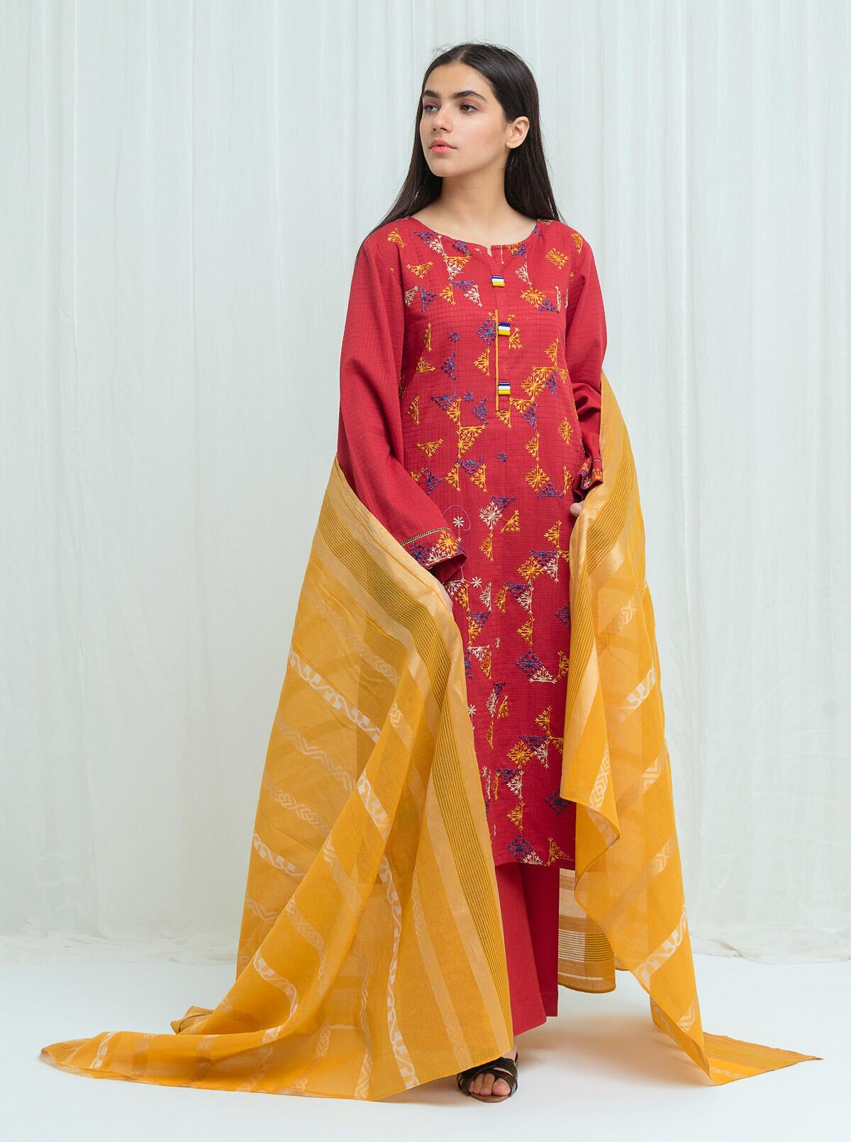 3 PIECE EMBROIDERED ZARI JACQUARD SUIT (HIGH CASUAL)