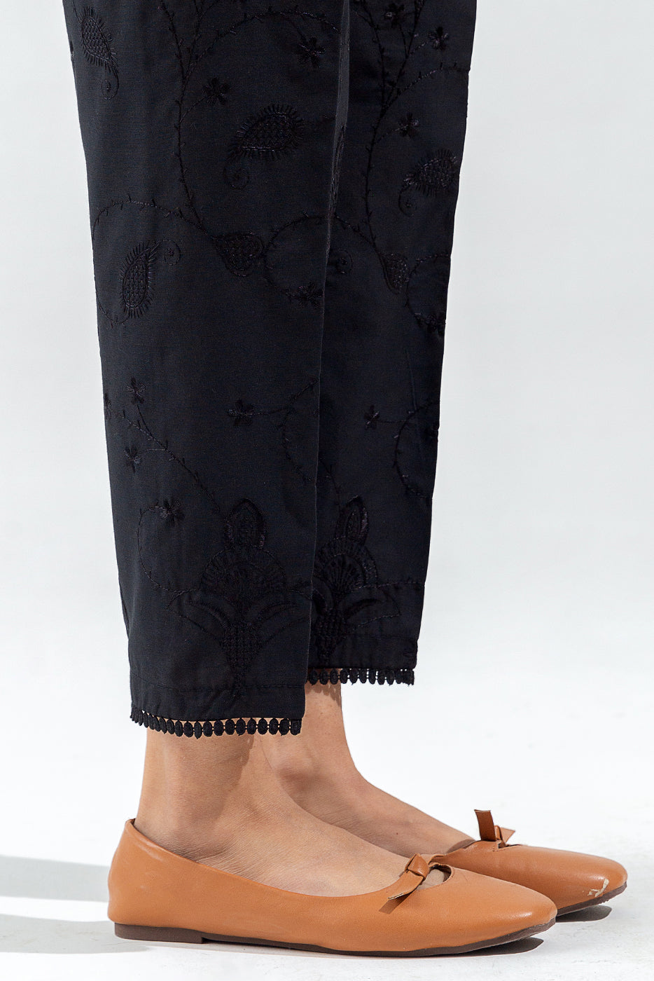 Embroidered Straight Pants