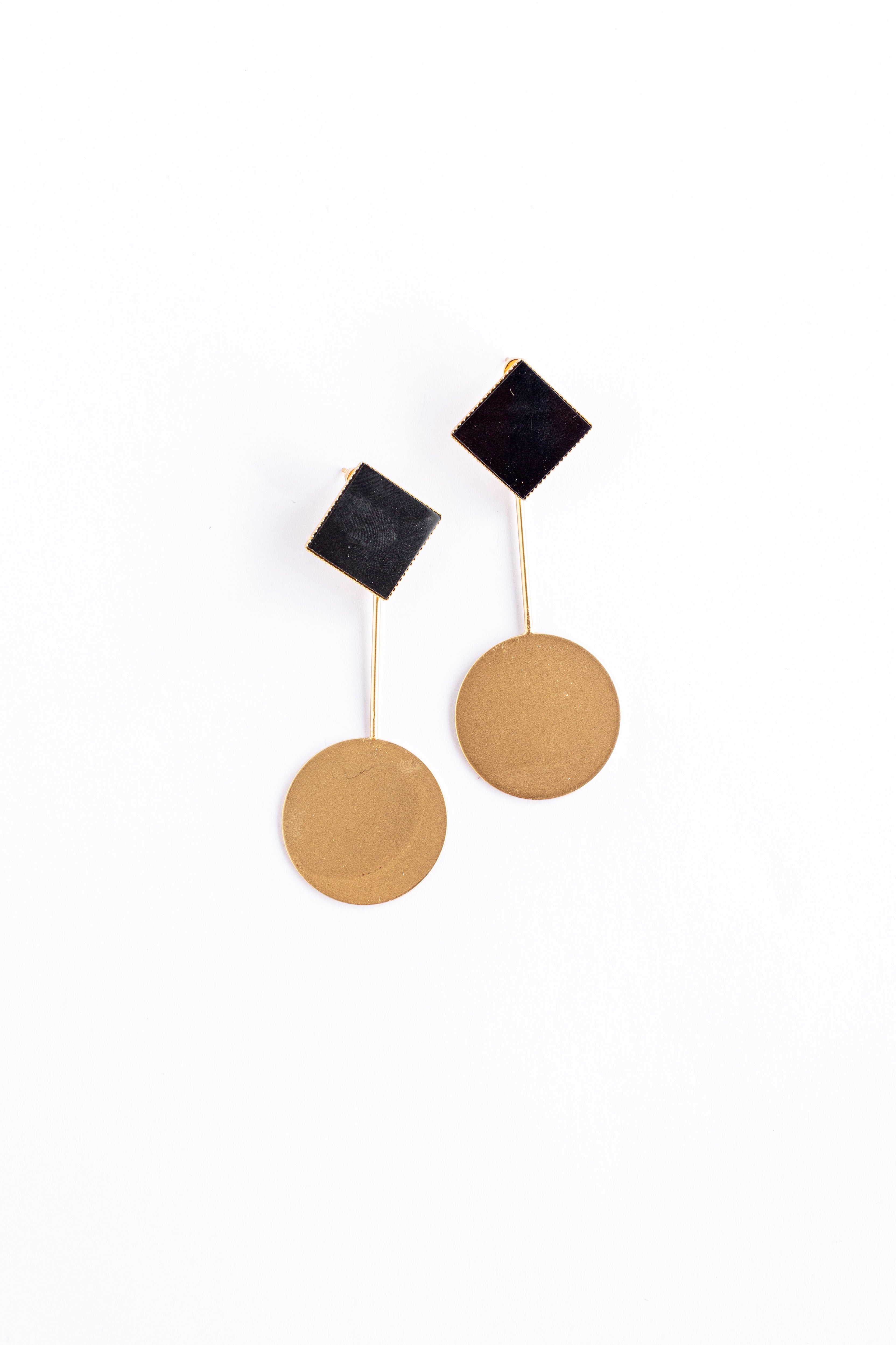 EAR RINGS