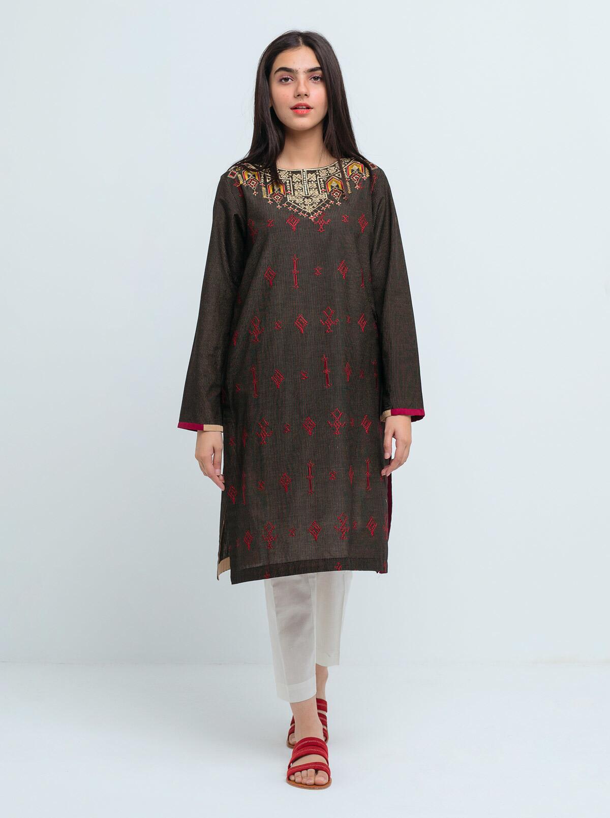 FW24DA-2621 PURPLE 2PCS EMBROIDERED KURTA WITH TROUSER