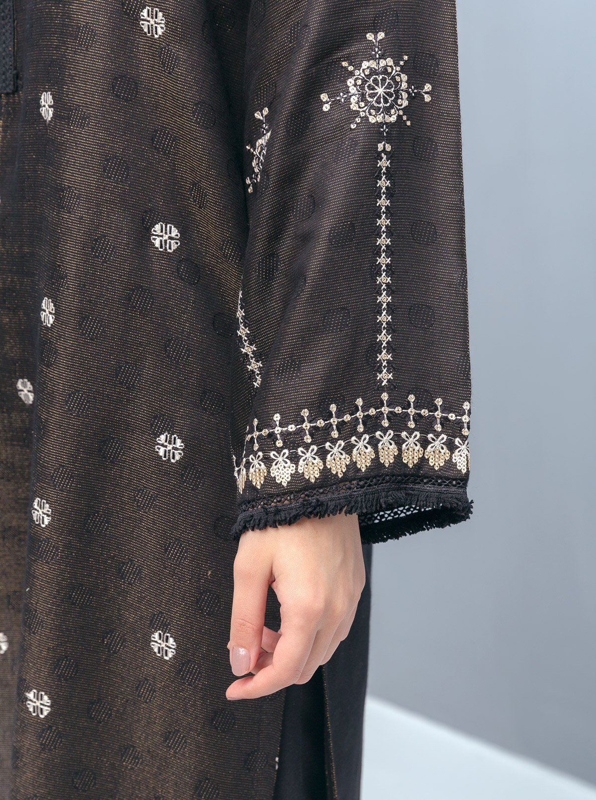 SS25DA-2761 CREAM 2PCS EMBROIDERED KURTA WITH TROUSER
