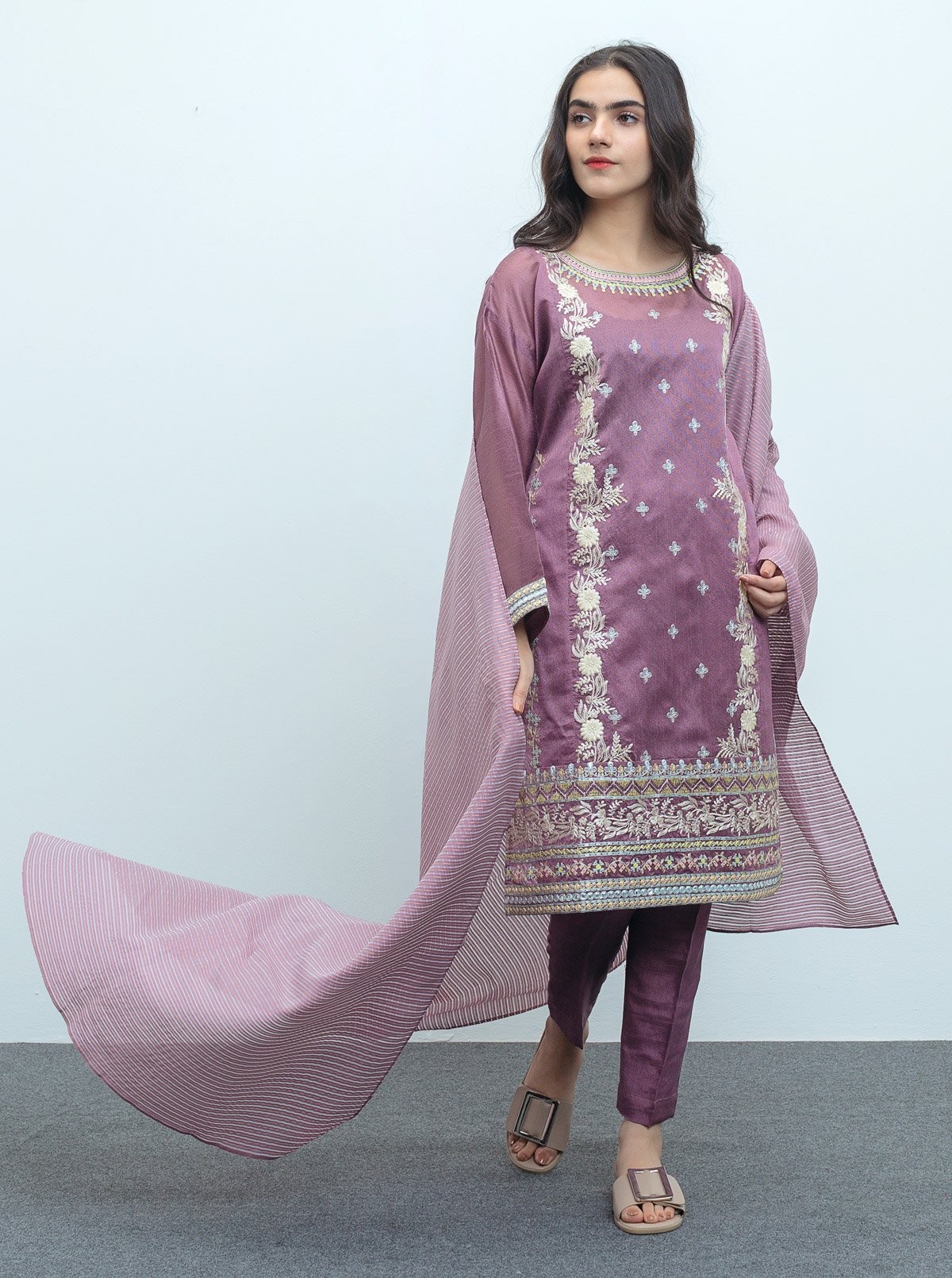 EMBROIDERED SHIRT WITH DUPATTA