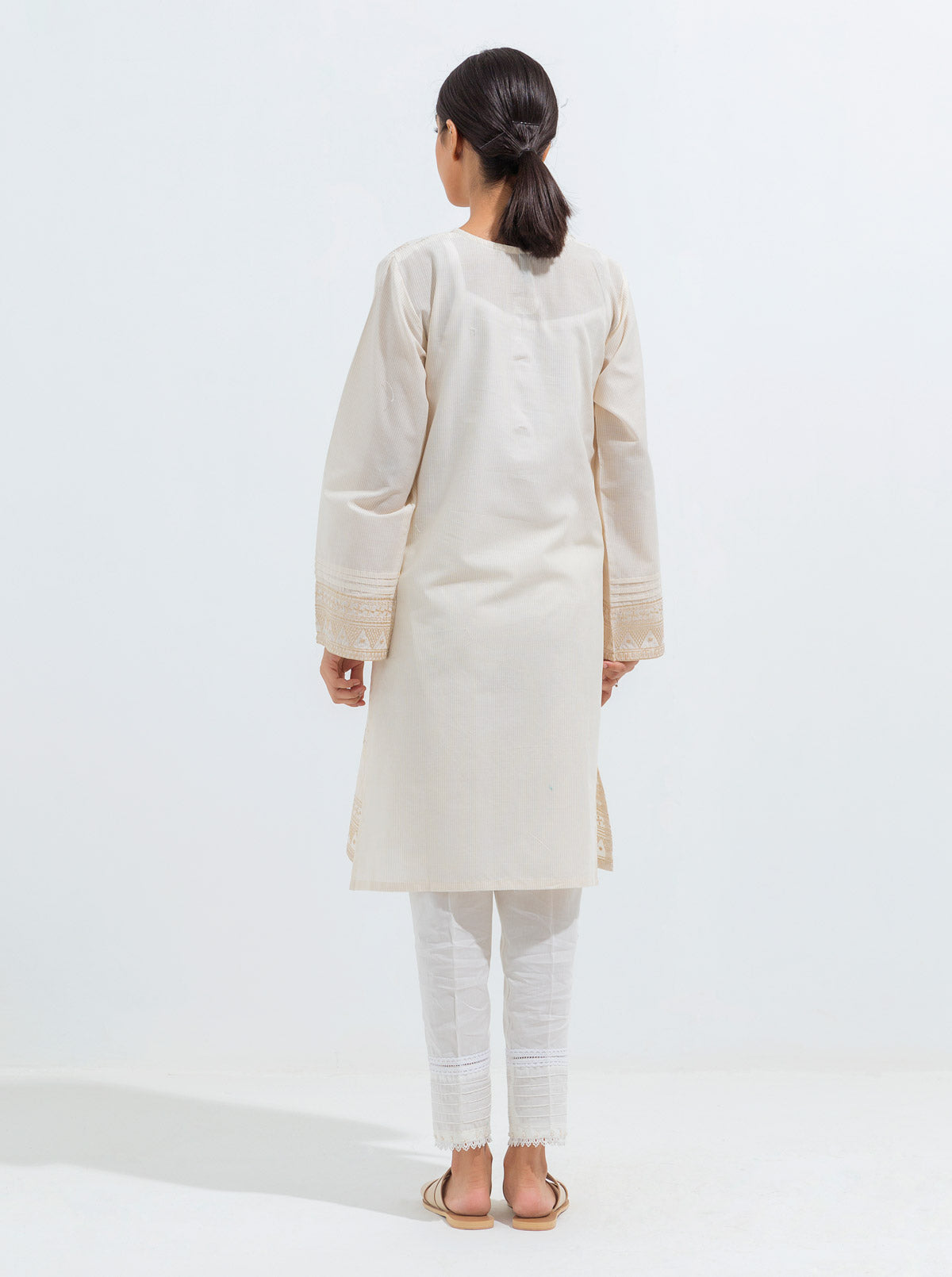 Embroidered Lawn Shirt (Pret)