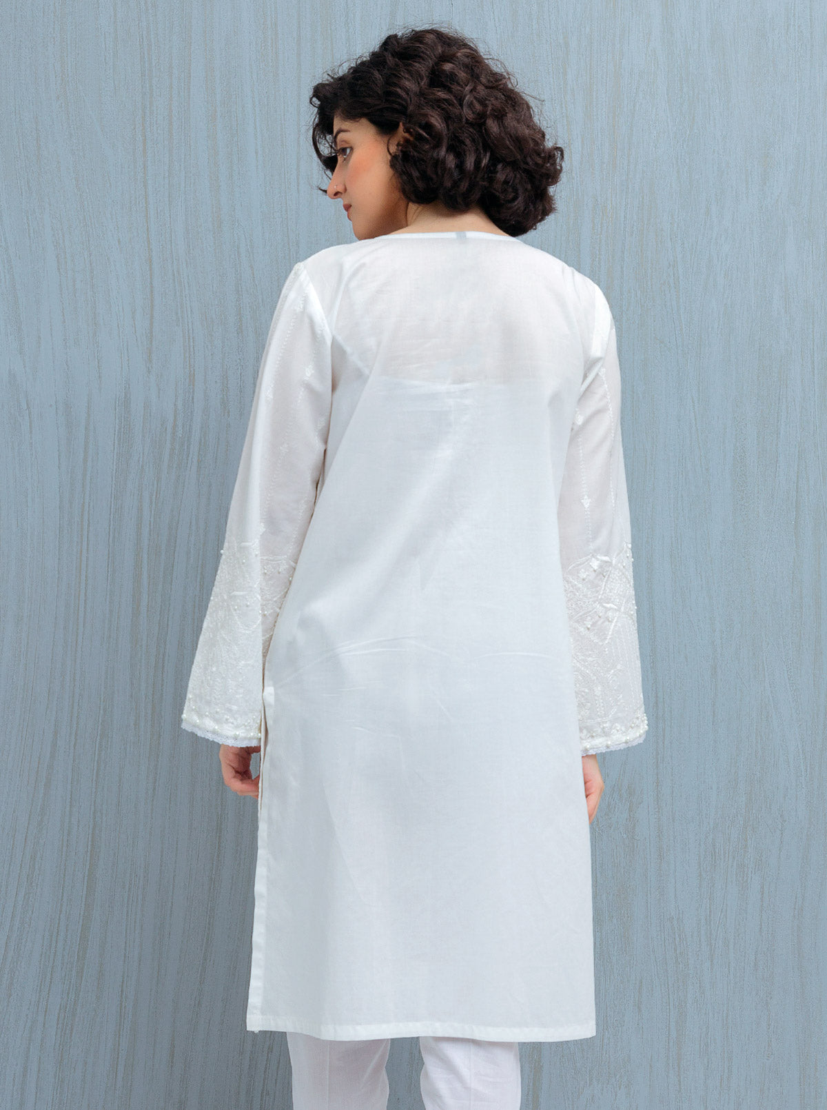 EMBROIDERED SHIRT