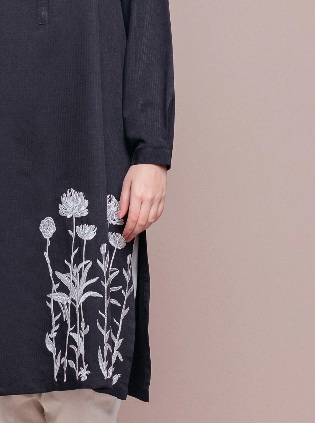 AJZB-05 EMBROIDERED CAMBRIC 3 PCS