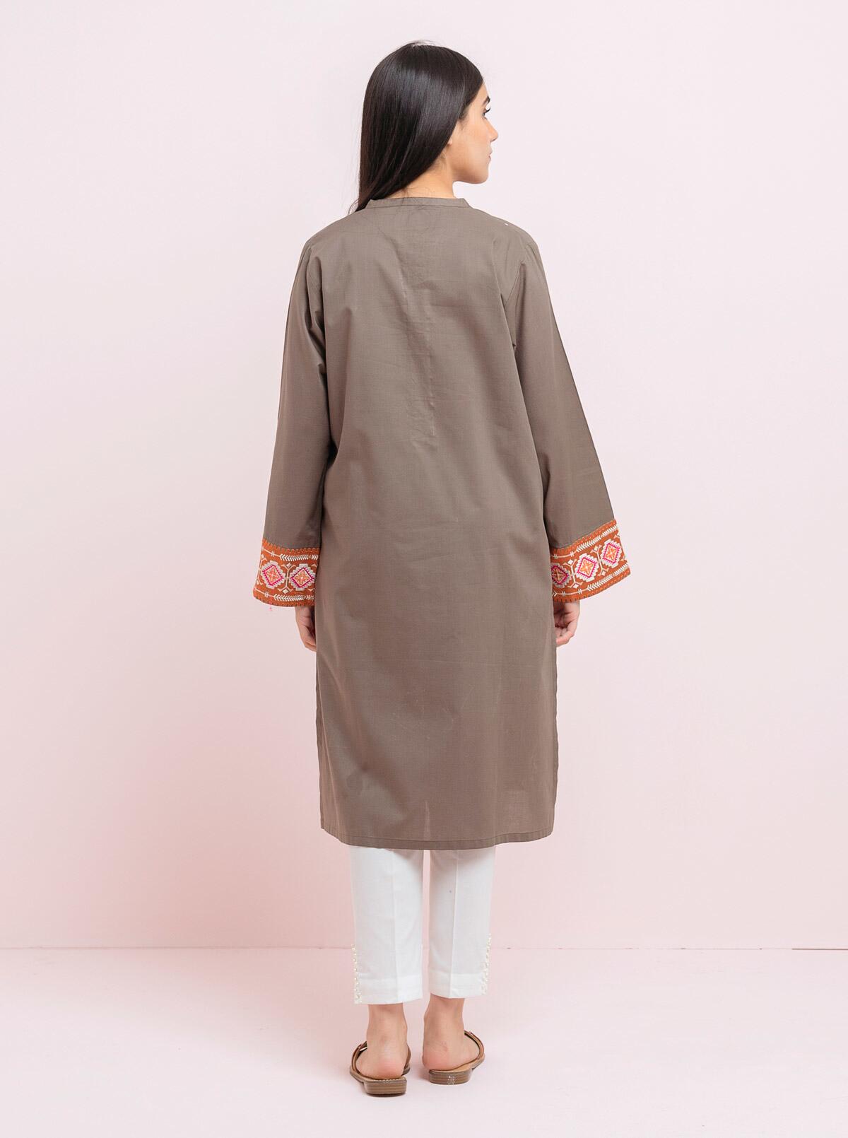 IRIS WHITE LUXURY EMBROIDERED LAWN 3PCS SET - READY TO WEAR