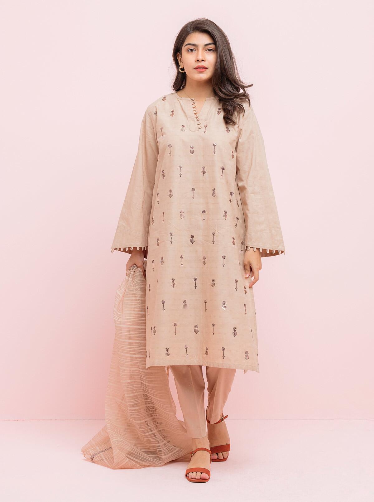 DA-1683 MAROON EMBROIDERED KURTA