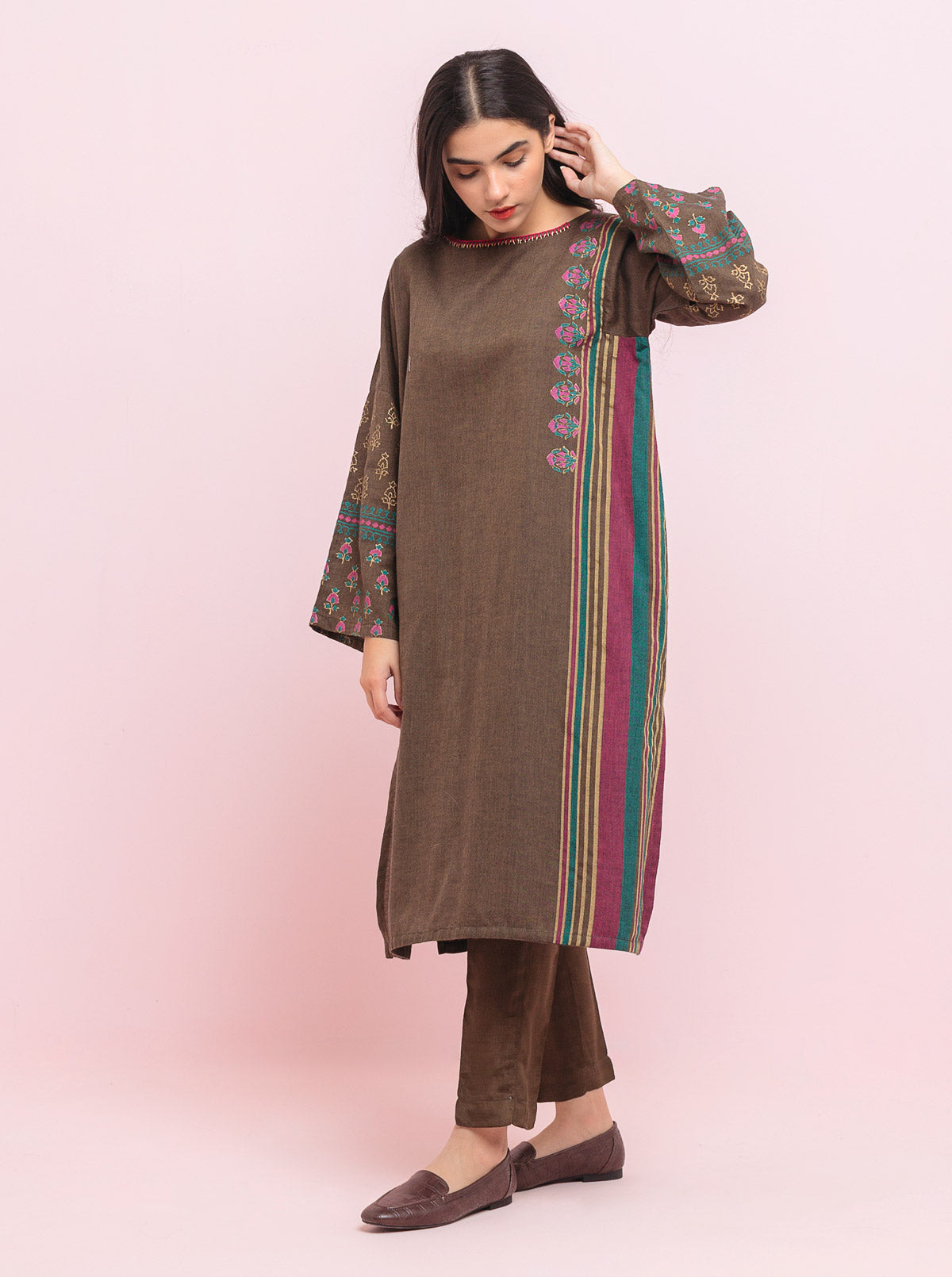 EMBROIDERED CHIFFON UF-4369