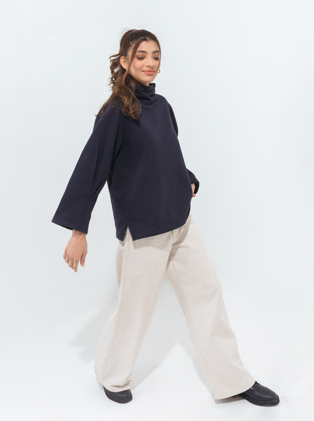 Navy Blue Pleated Sleeve Fleece Sweatshirt