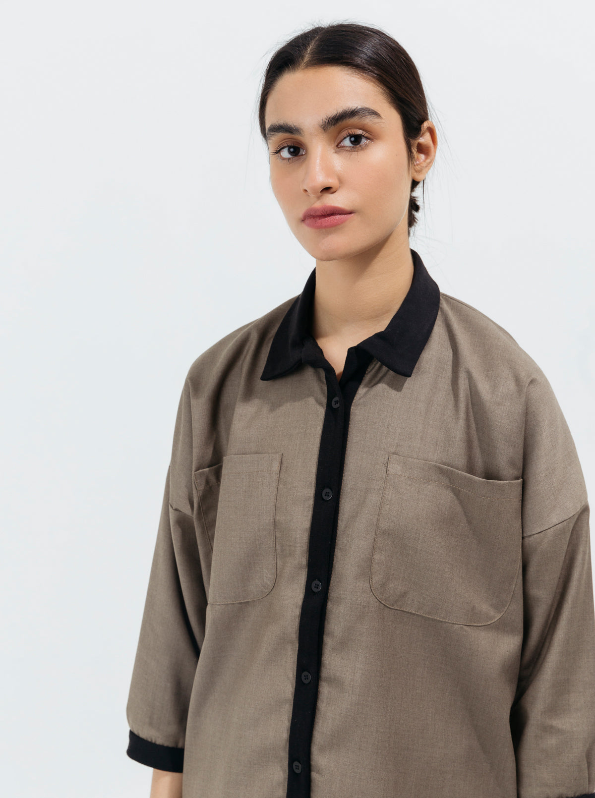 Black Rib Brown Collar Shirt