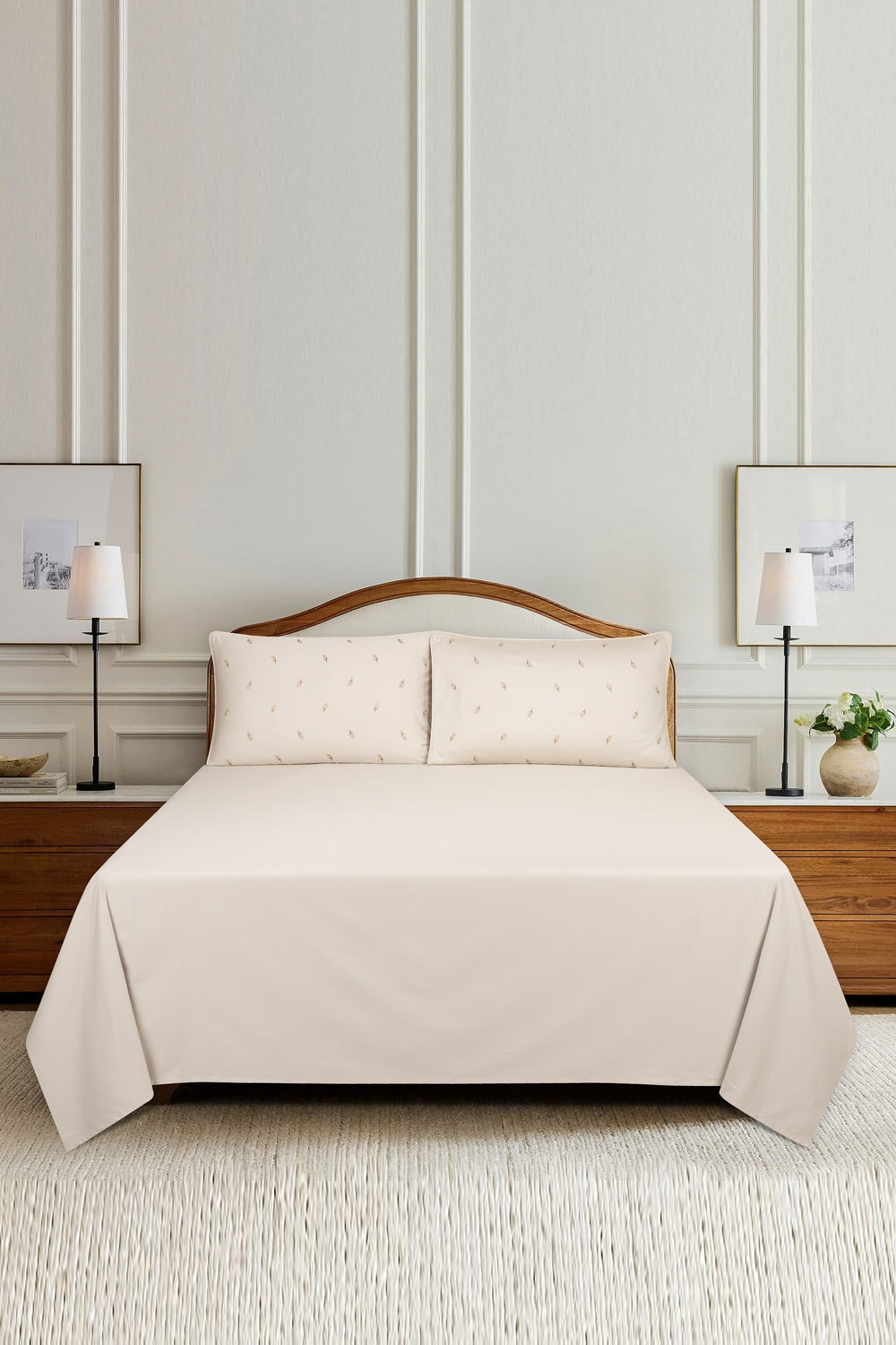 Butter Cream T-400 Embroidered Bed Sheet Set