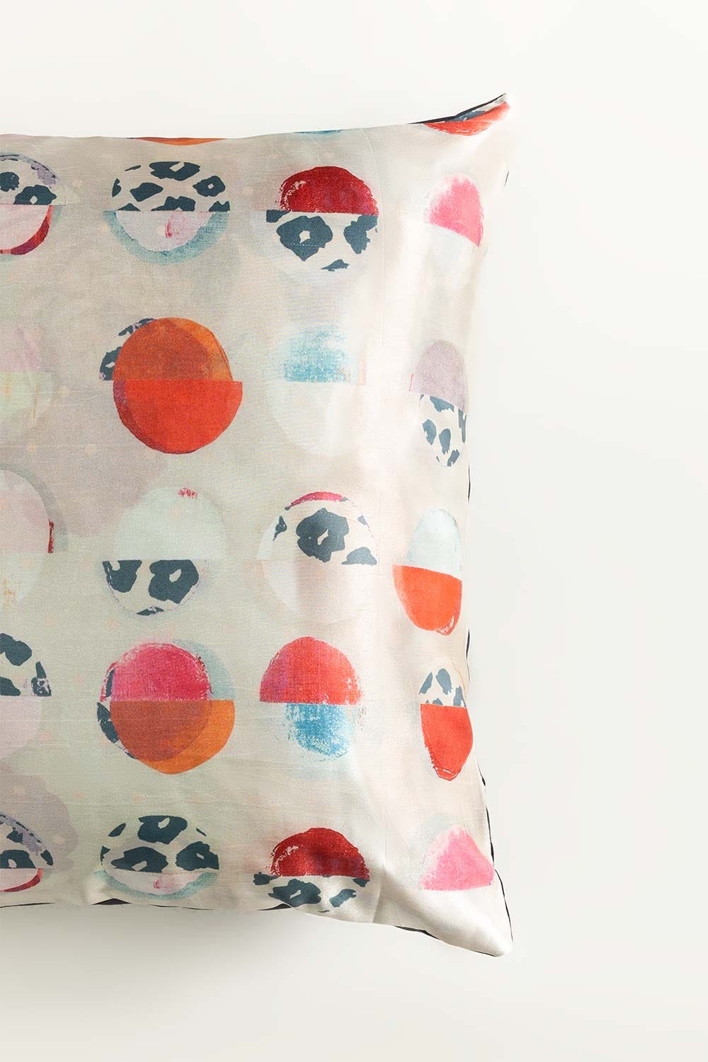 SS23-CARNIVAL Digital Cushion Cover