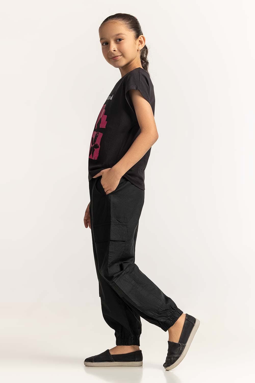 Crew Neck Graphic Tee