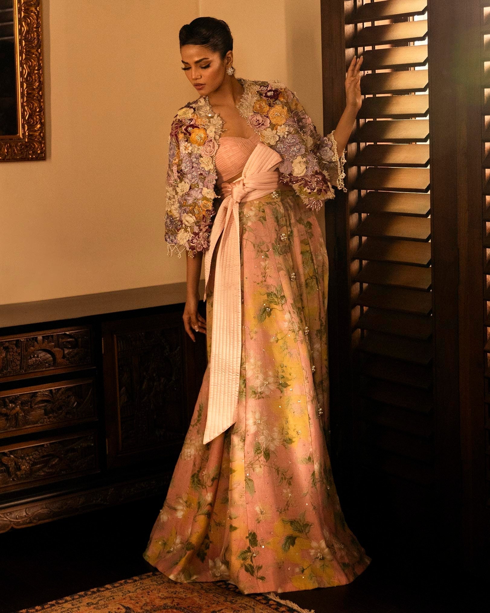 AJMM-01 EMBROIDERED VELVET 3 PCS