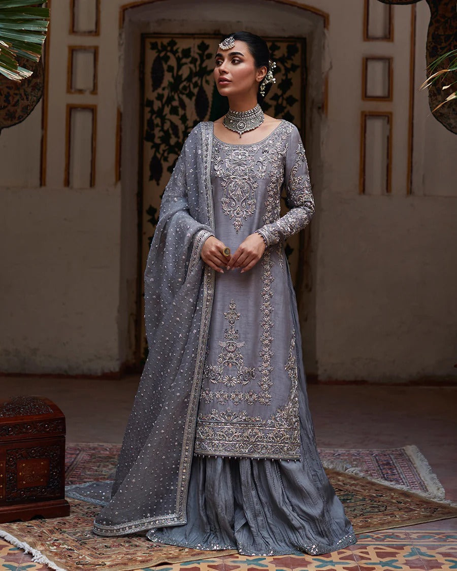 Faiza Saqlain – Dila Style