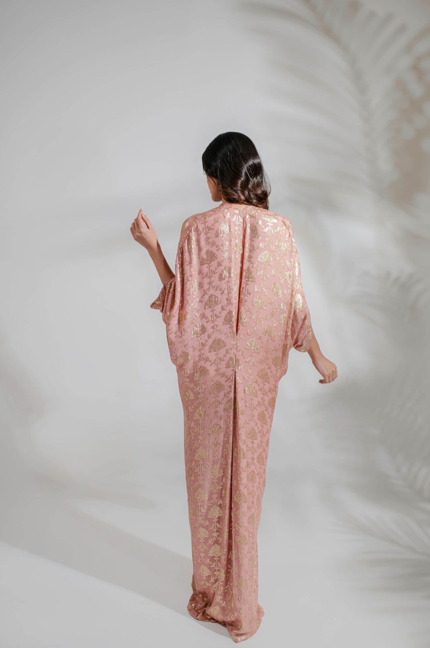 Ayin Pink