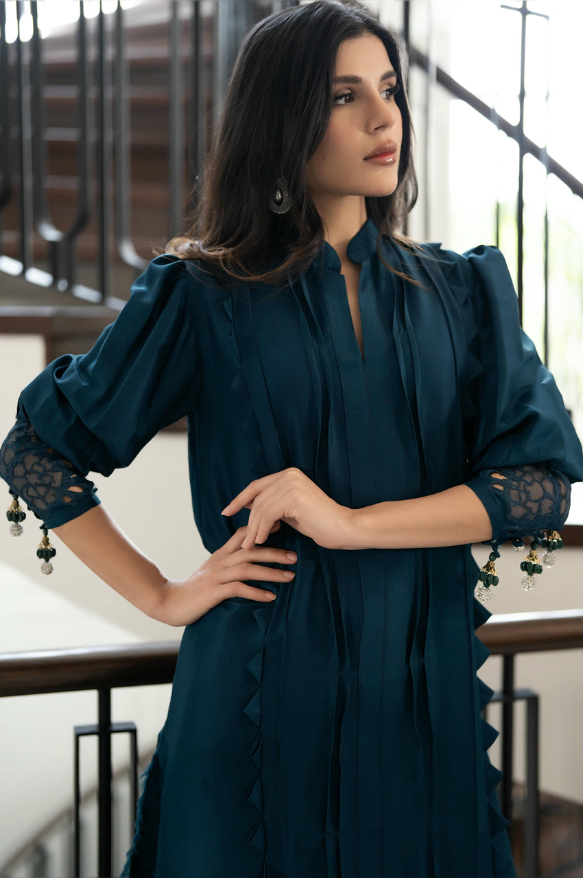 Emine Teal