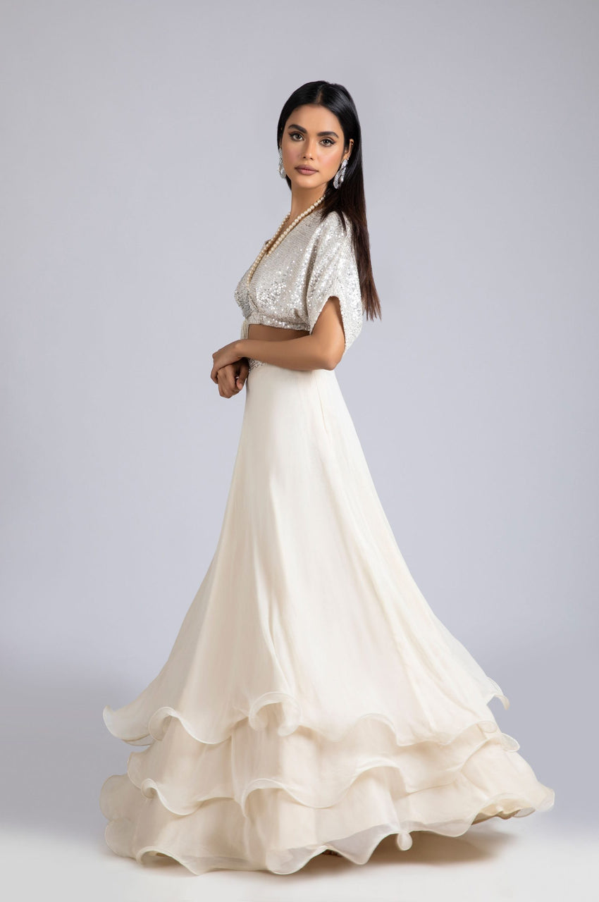 Vedia Ivory