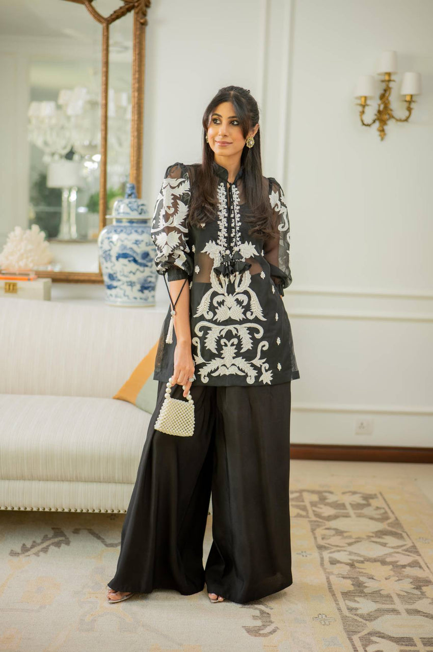 Bold Black