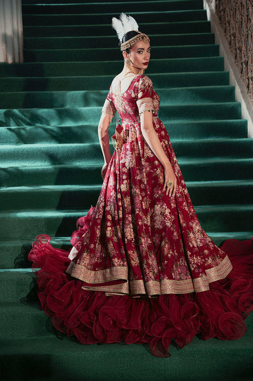 Crimson Poise