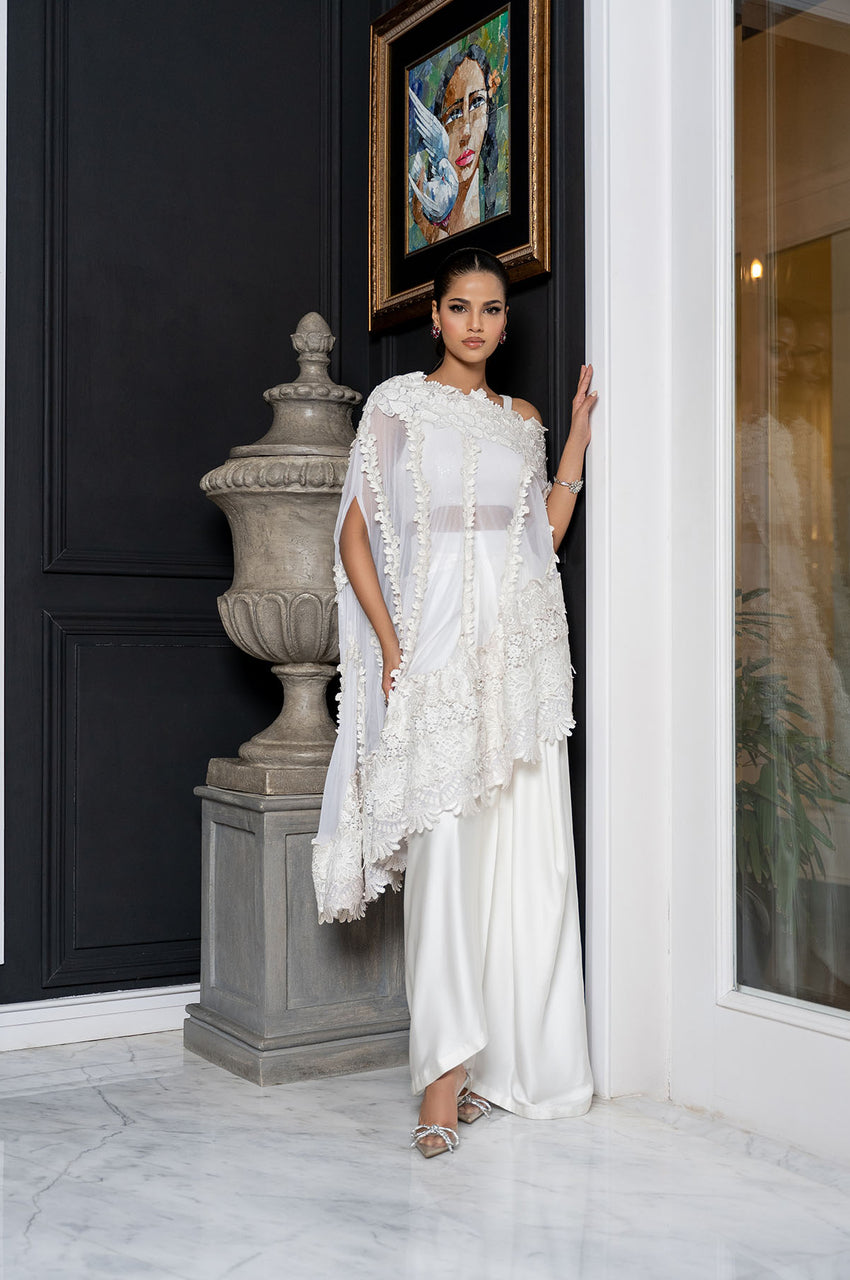 Nysa - White Tunic Cape