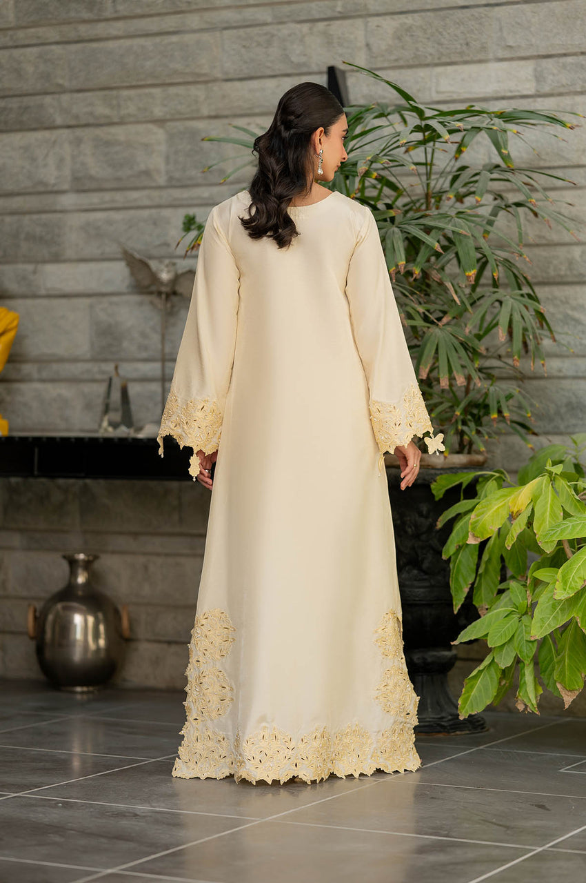 Sunlit Noor