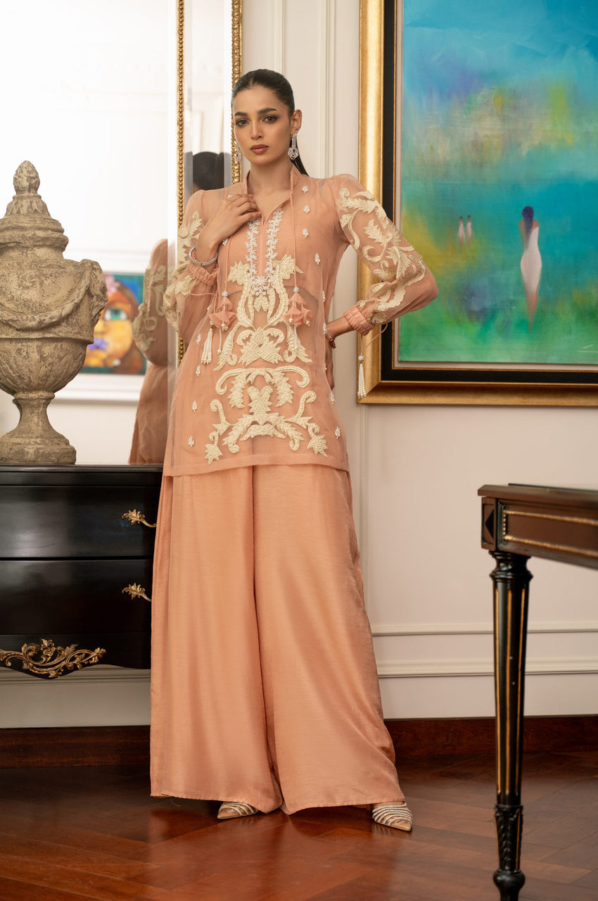 Chic Peach