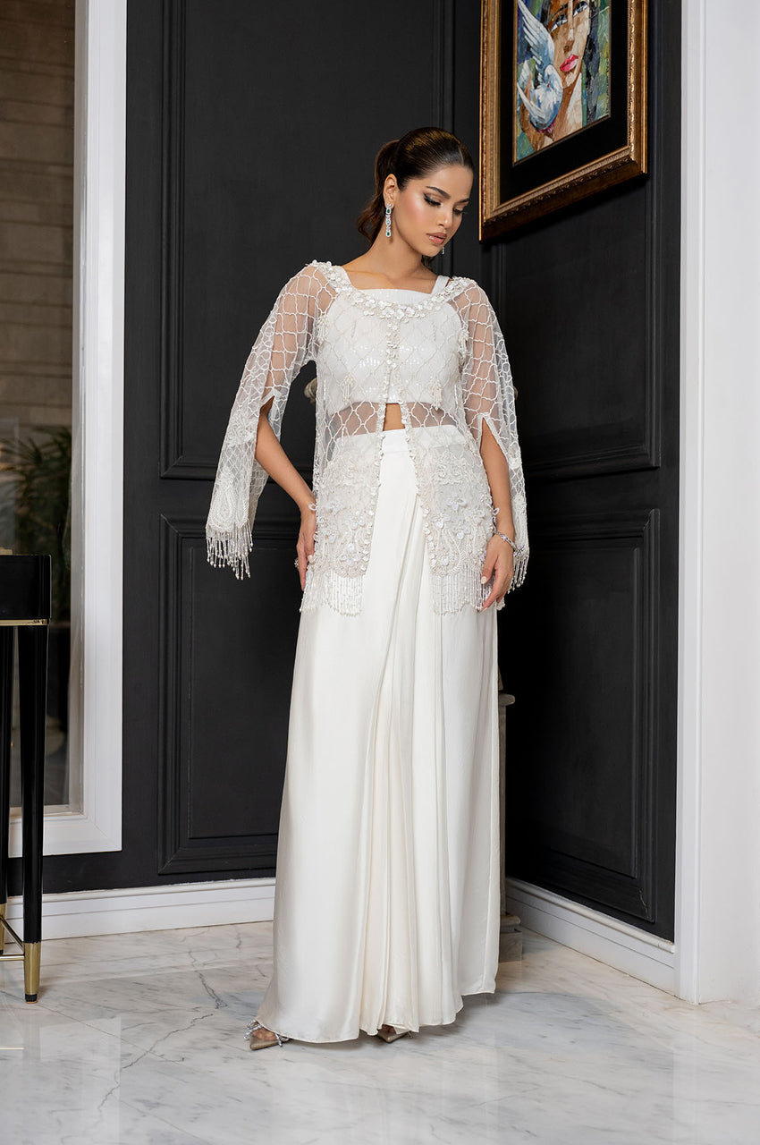 Annie - White Cape