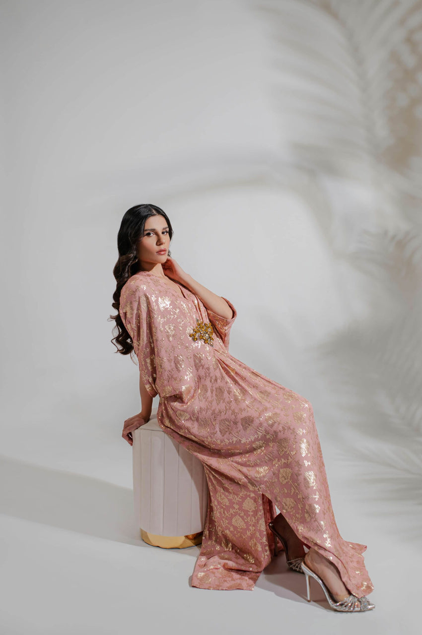 Ayin Pink