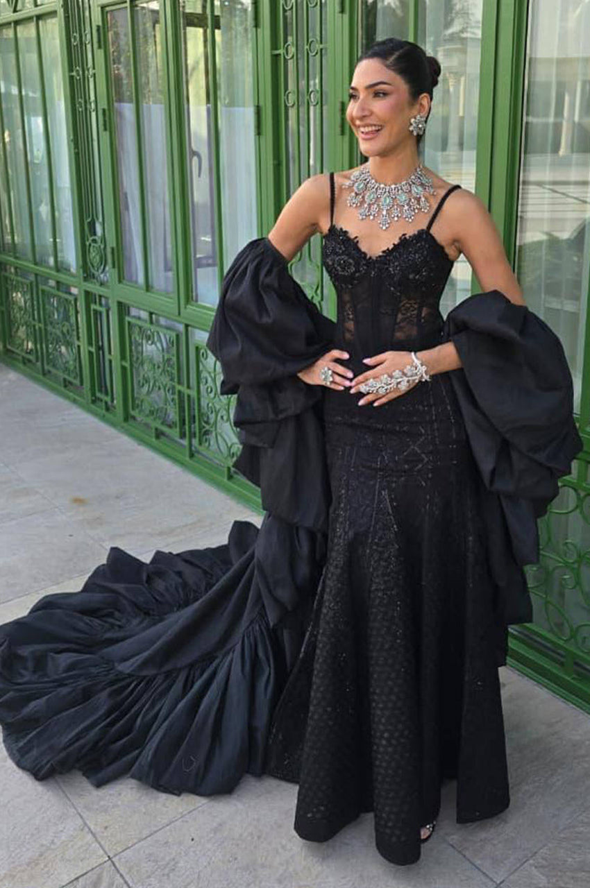 Kiran Malik Corset - Exhibition