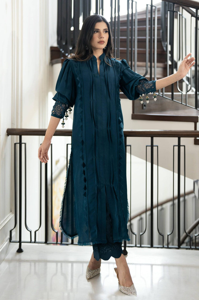 Emine Teal