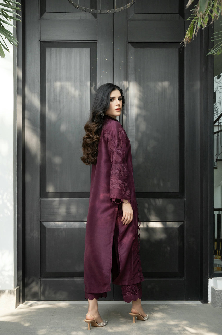 Emine Magenta