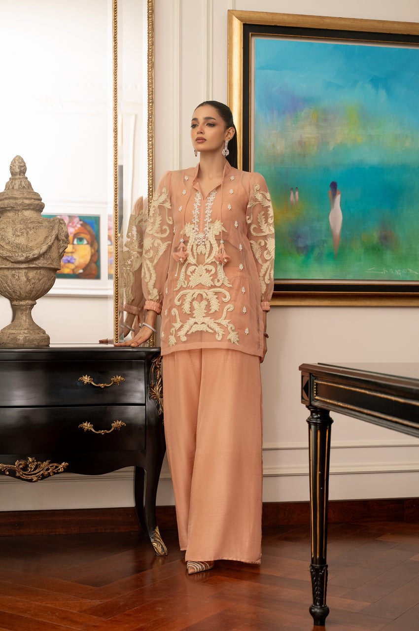Chic Peach