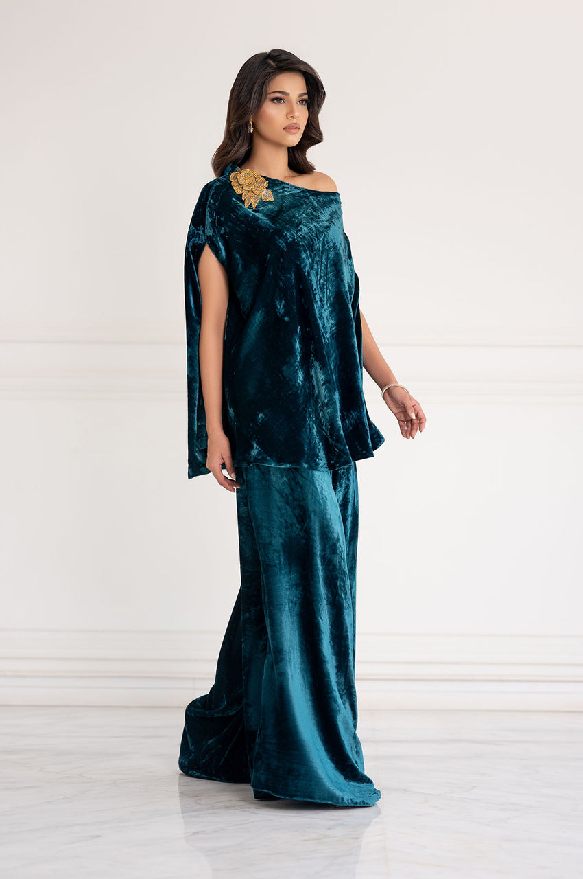 Teal Whisper