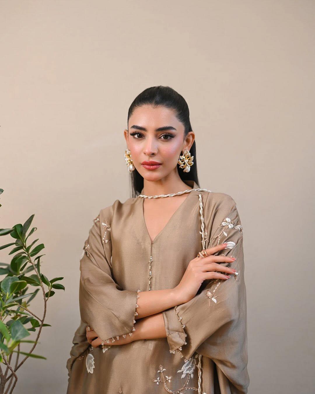 Elaya Kaftan by Alizay Saad