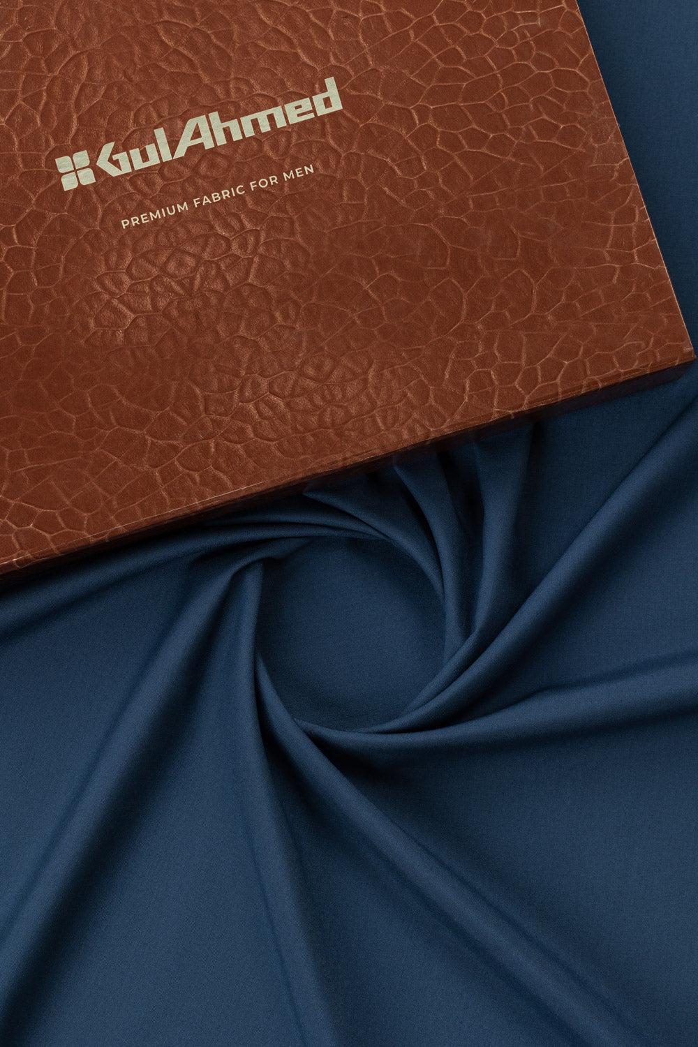 Essenza Unstitched Fabric Blended With Gift Box