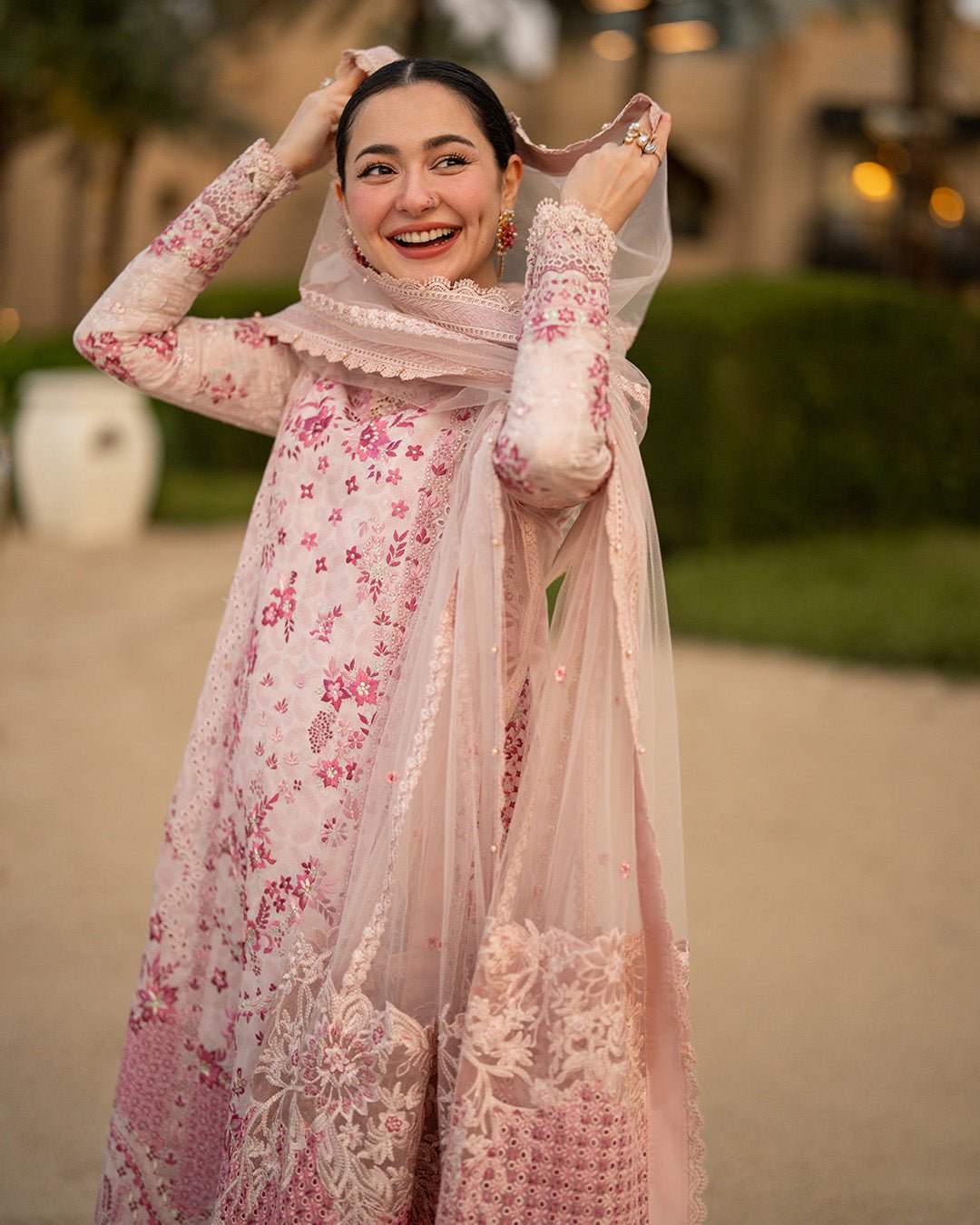 Faiza Saqlain – Lamija Style