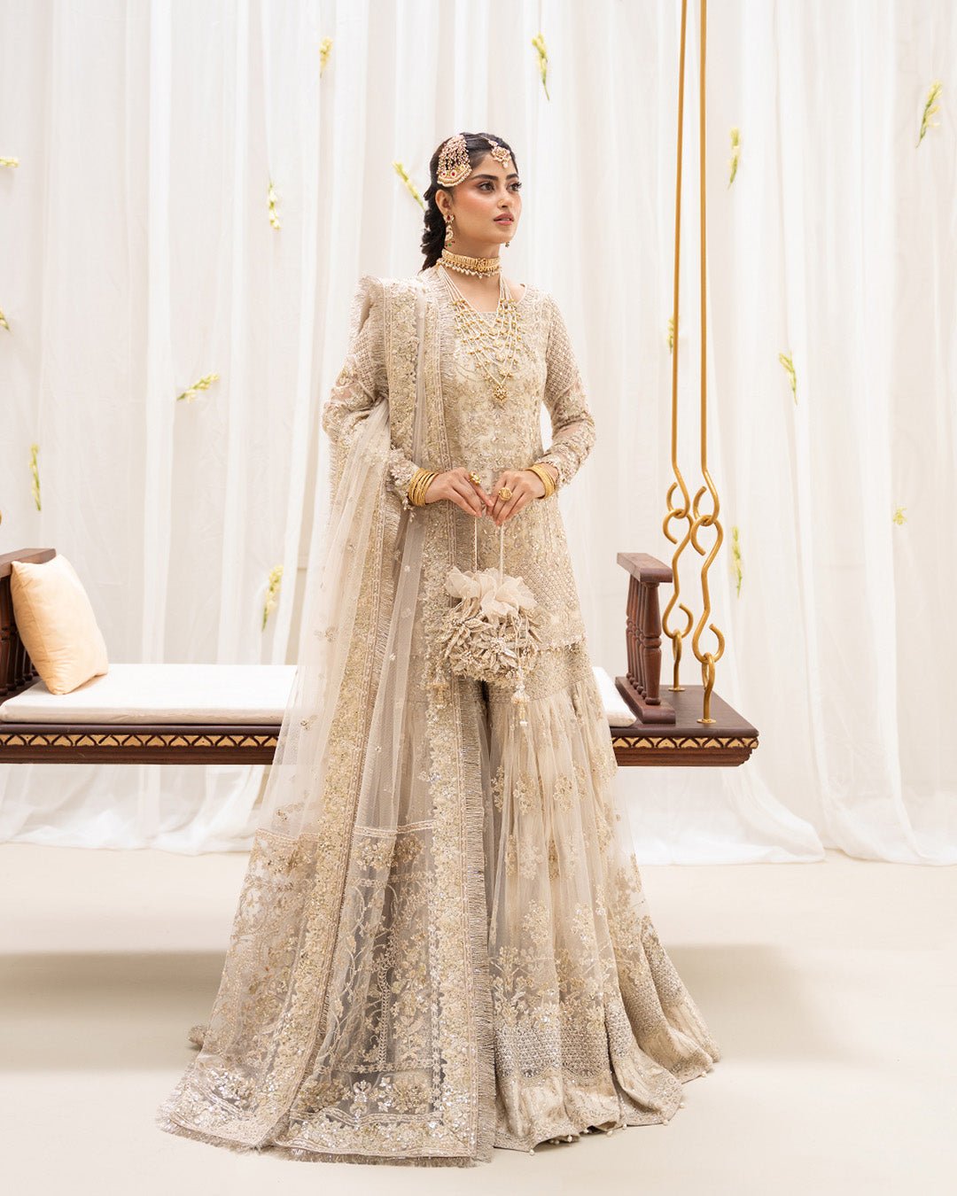 Faiza Saqlain – Safak Style
