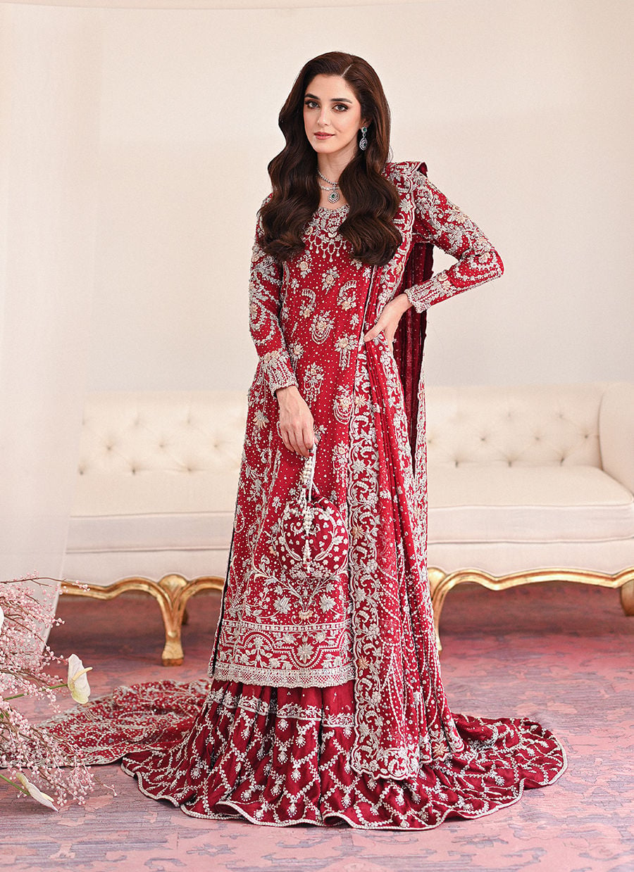 Farah Talib Aziz – Azrina Scarlett Style