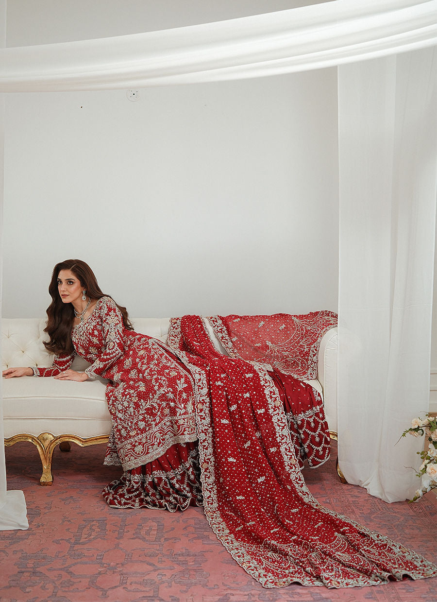 Farah Talib Aziz – Azrina Scarlett Style