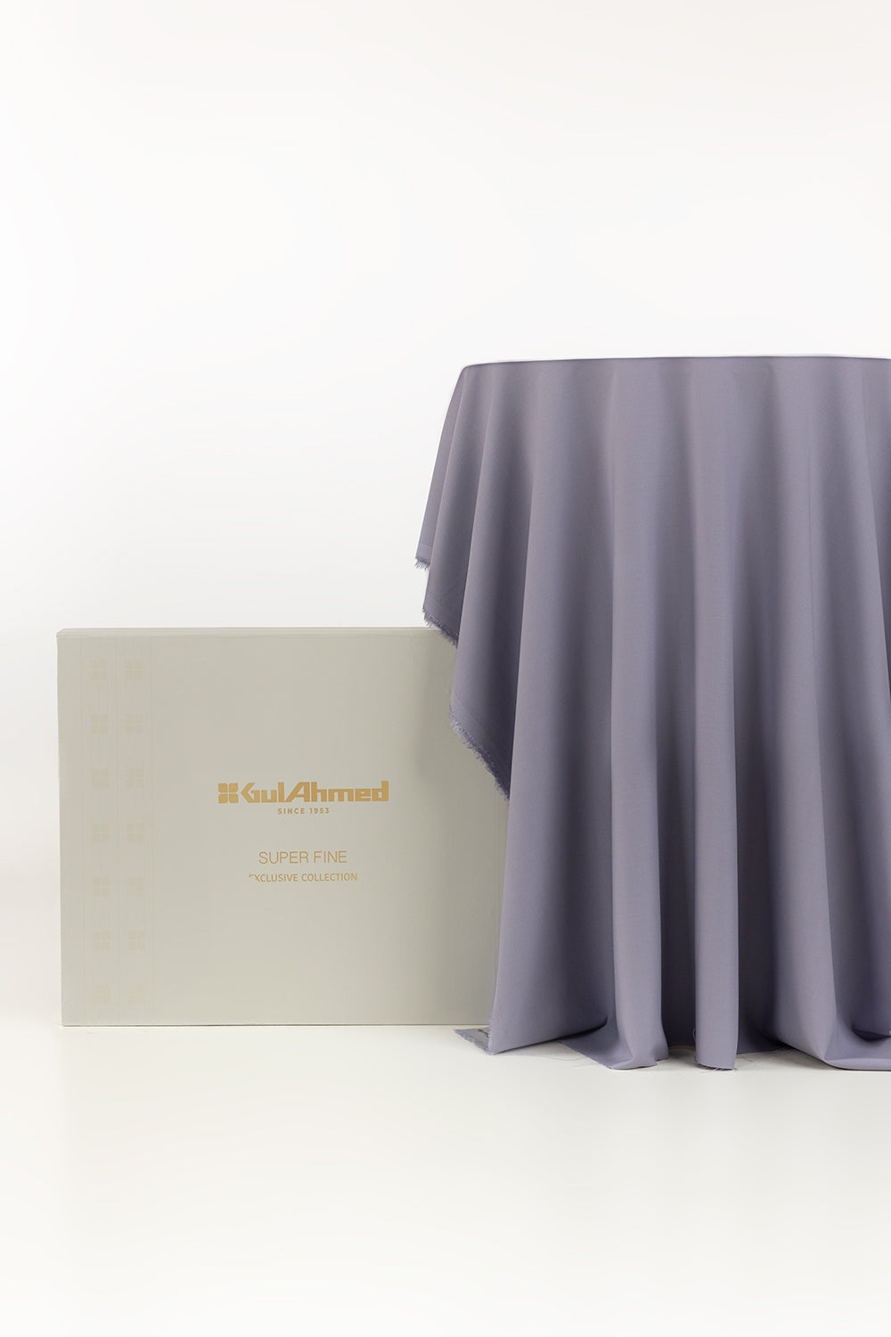 Faramond Unstitched Fabric Blended With Gift Box