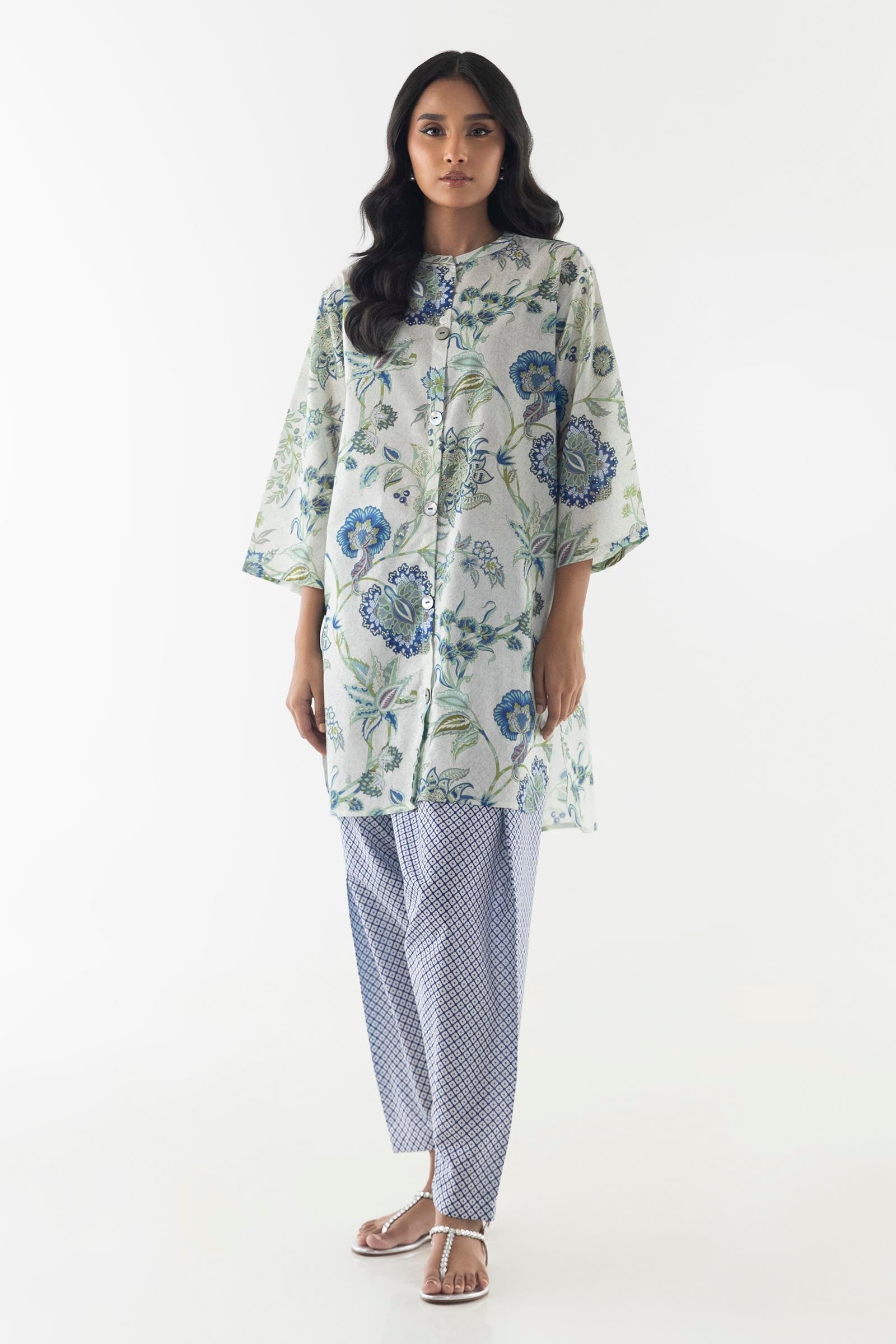 https://cdn.shopify.com/s/files/1/0740/1753/8280/files/fw24bsp131p2t_1_ed74a4b5-7062-44d4-a050-e2ae2ab83ddc.jpg?v=1756732900