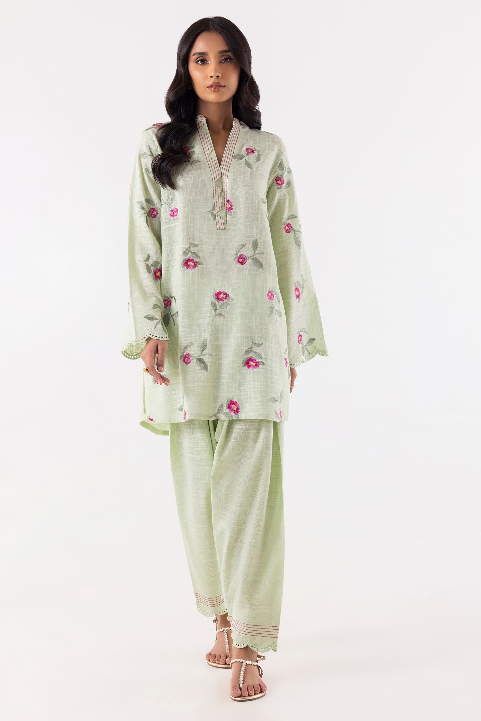 DA-1643 GREEN EMBROIDERED KURTA